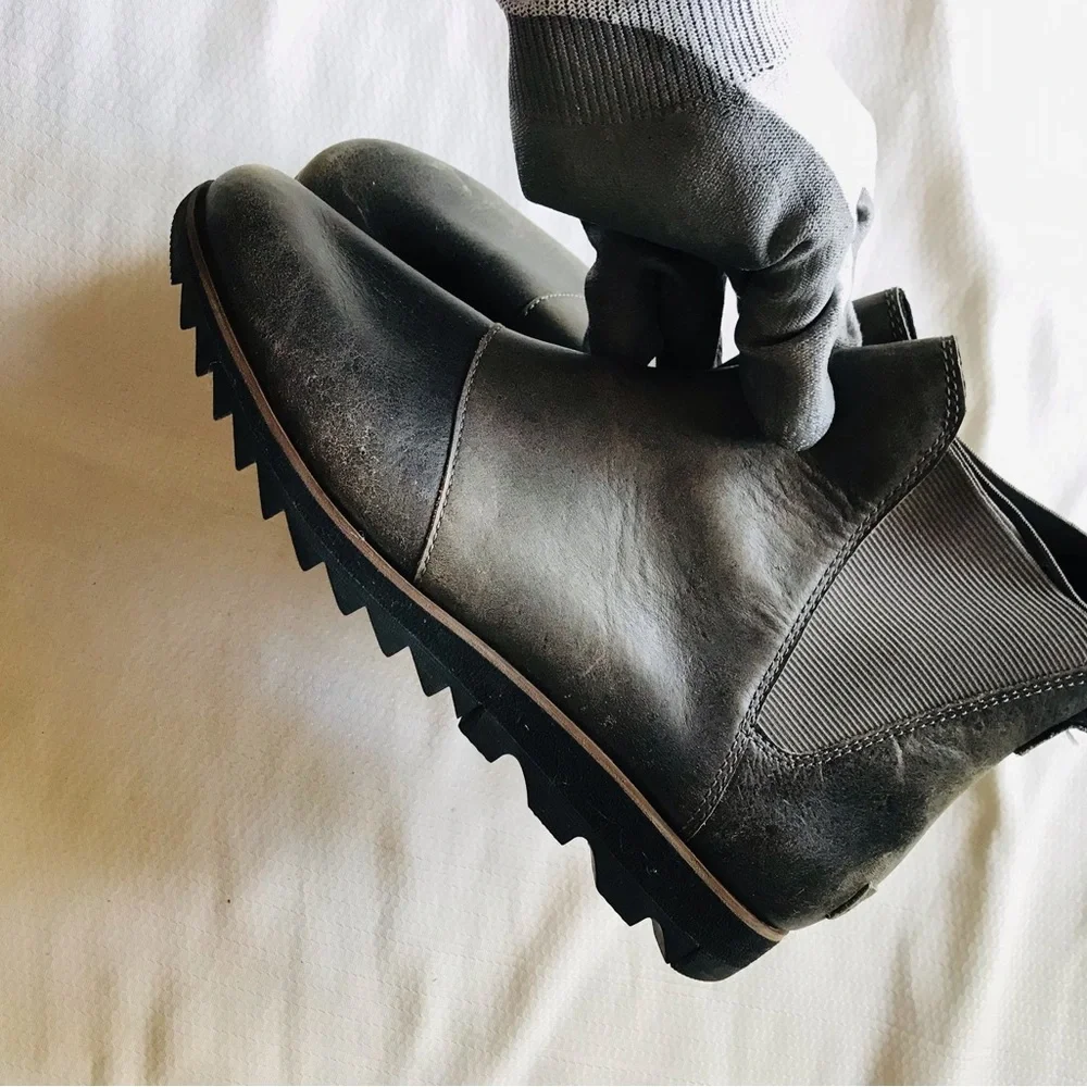 Sorel Gray Leather Ankle Boots - Picture 7 of 14